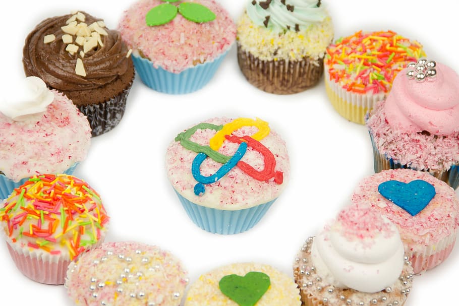 Cupcakes, Sweets, Bakery, delicious, cream, design, dessert HD wallpaper