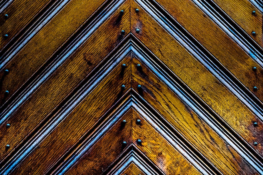 triangular brown wooden panel close up photo, texture, background