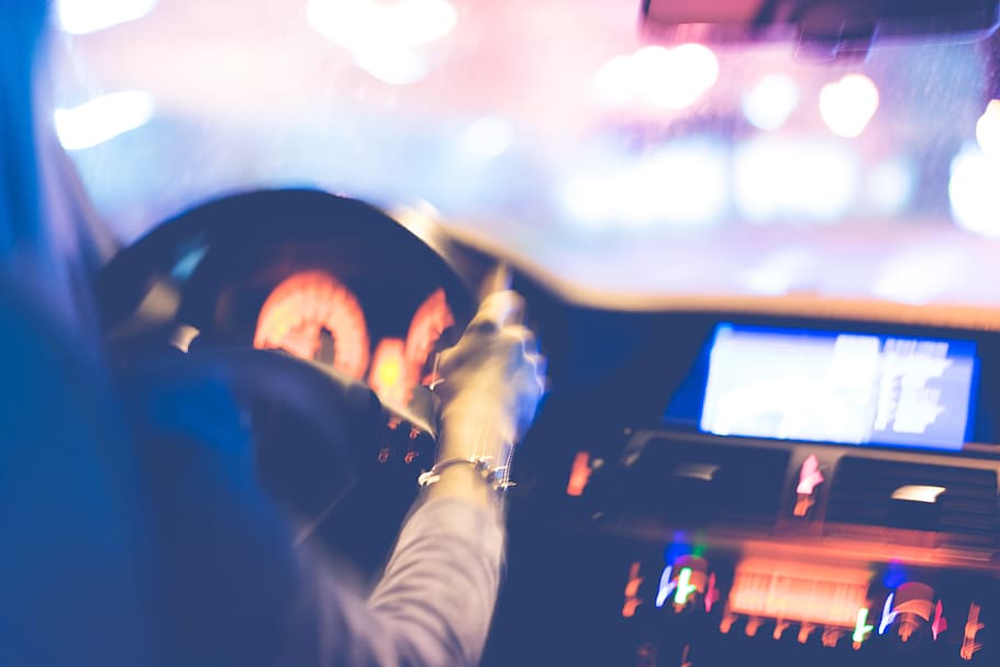 Crazy Driving Woman At Night, bad, blurred, dashboard, driver, HD wallpaper