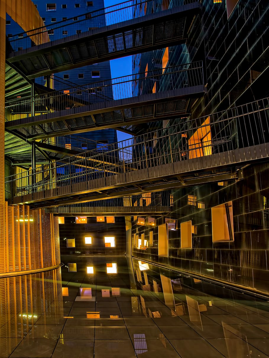 metal bridges between two buildings, metal bridge between building HD wallpaper