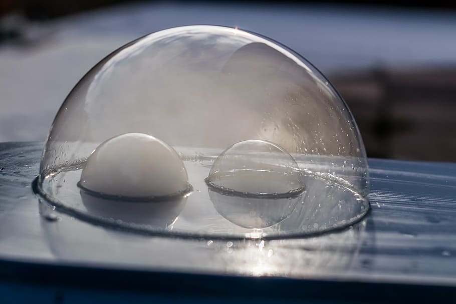 soap bubbles, air bubbles, milky, light, cold, winter, balls HD wallpaper