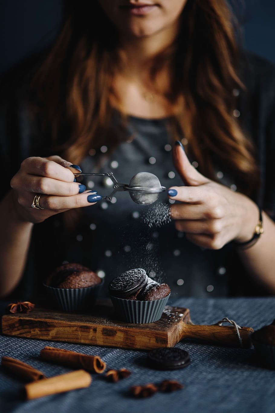 Oreo Muffins, cup, cake, food, homemade, cook, delicious, bakery, HD wallpaper