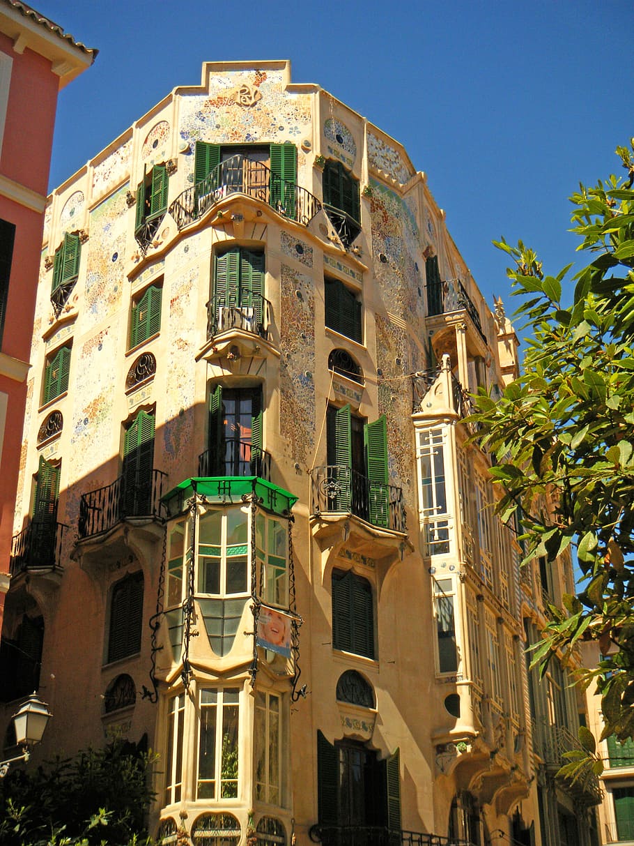 mid-rise building under blue sky, house, architecture, majorca HD wallpaper