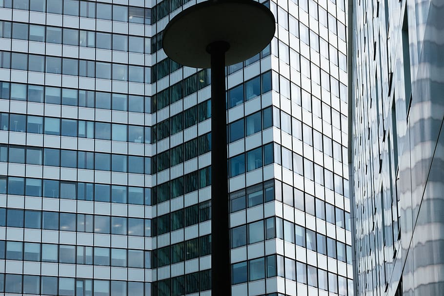 Lantern in front of the building, architecture and Cityscape HD wallpaper