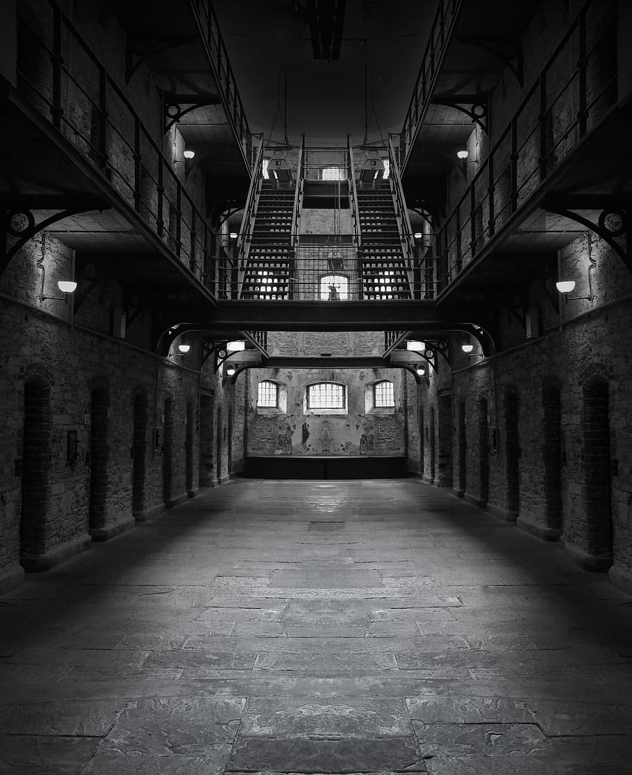 gray prison interior, jail, dark, creepy, lockup, incarceration, HD wallpaper