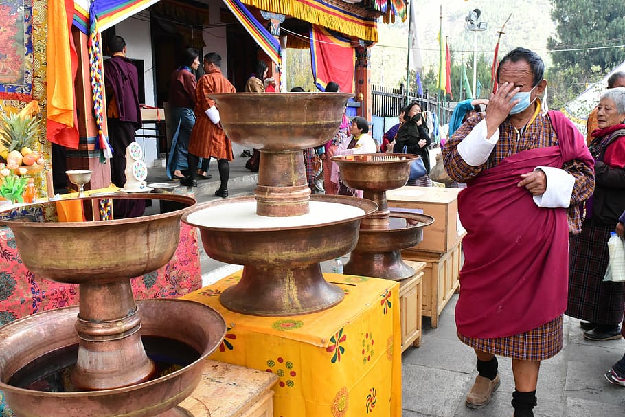 devotion, bhutan, buddhism, pilgrimage, monastery, buddhist HD wallpaper
