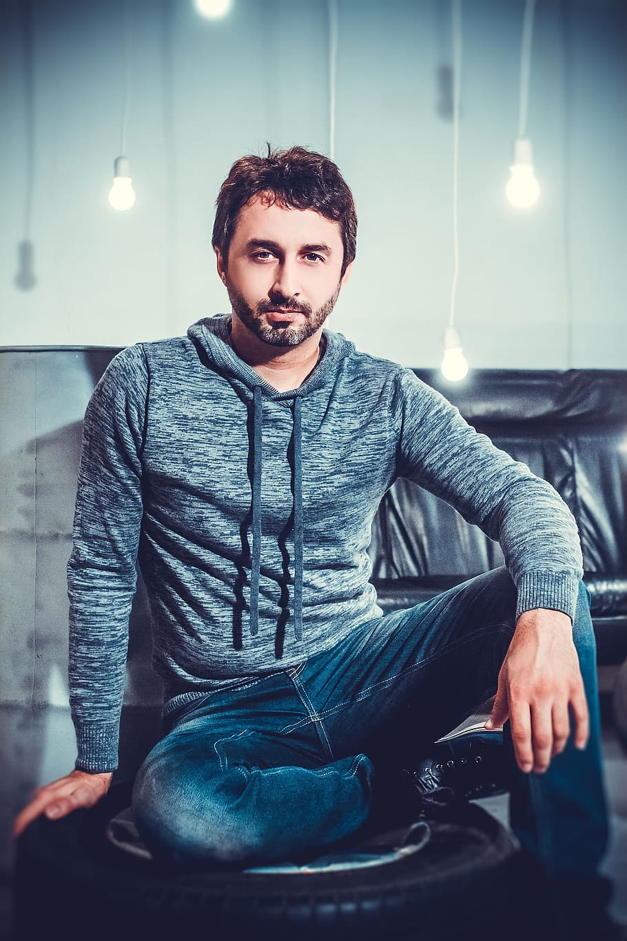 man, studio, guy, bulbs, photoshoot, in the studio, model, beard HD wallpaper