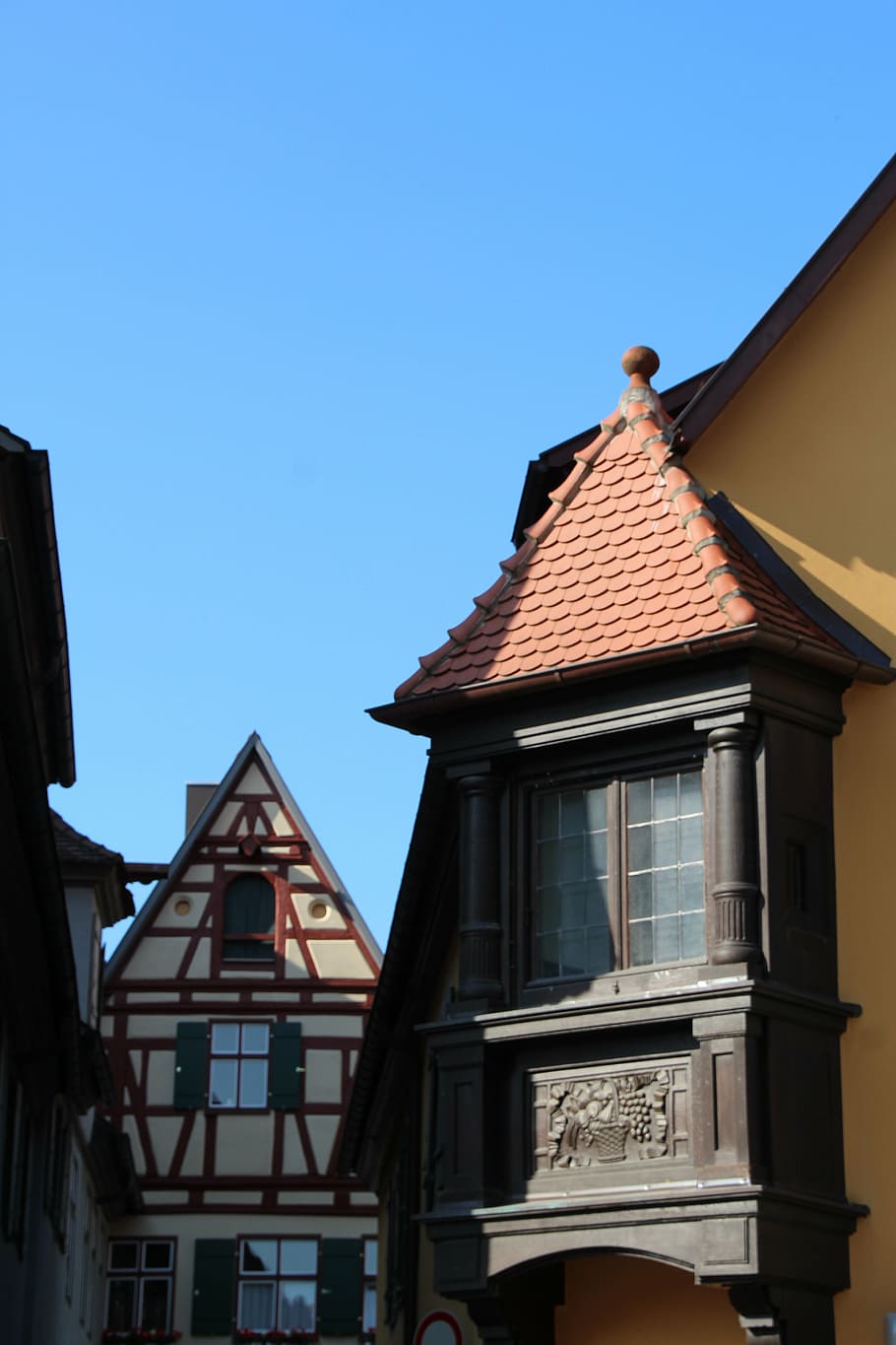 fachwerkhaus, dinosaur, dormer, architecture, building, building exterior HD wallpaper