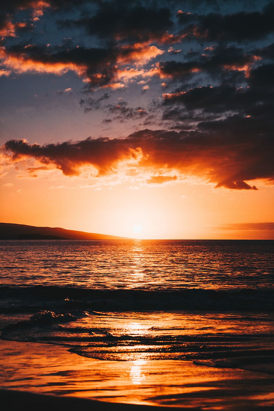 body of water under sunset, body of water during sunset, sunrise HD wallpaper