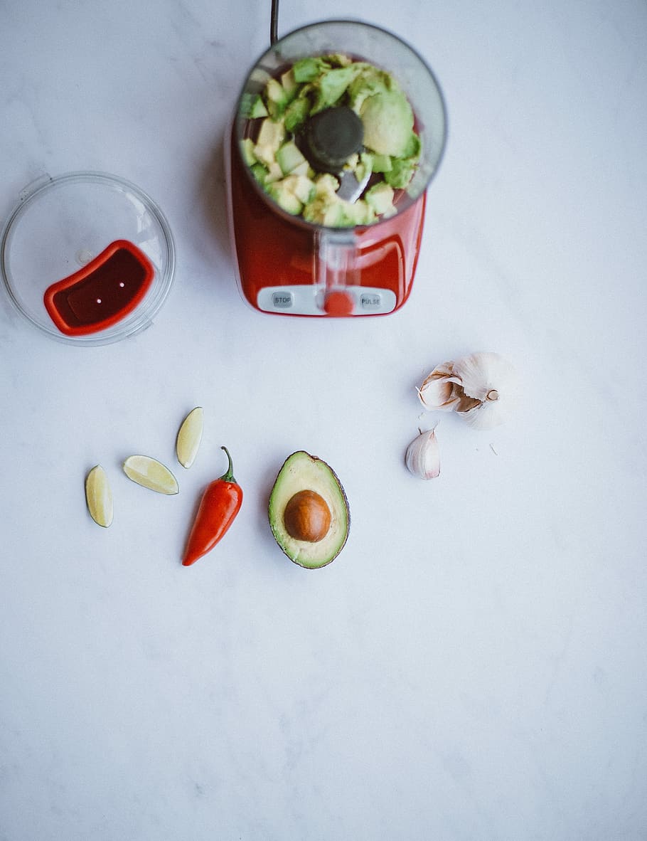 Blender and avocado, red and gray blender with avocado fruit HD wallpaper