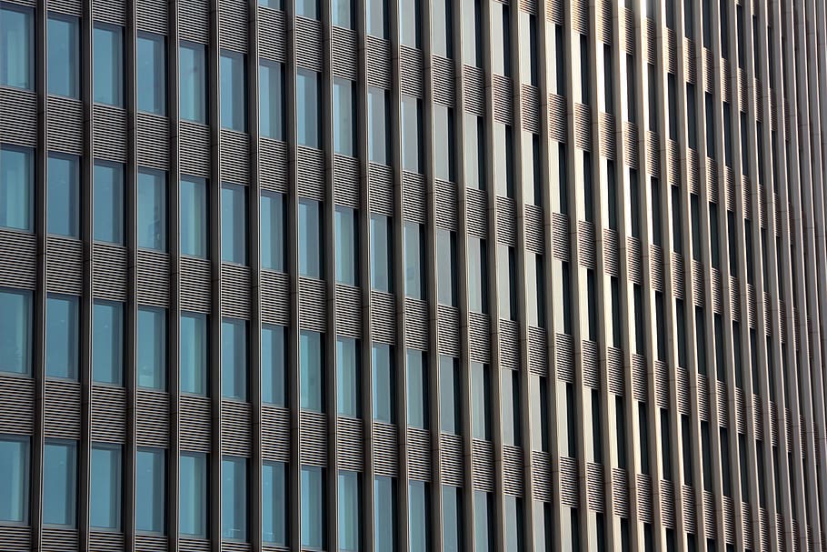 close-up photo of gray concrete building, facade, window, outlook HD wallpaper