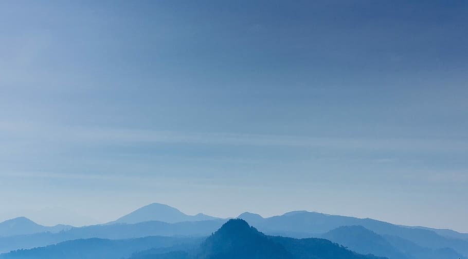 foggy mountain under gray sky, nature, mountain Peak, scenics HD wallpaper