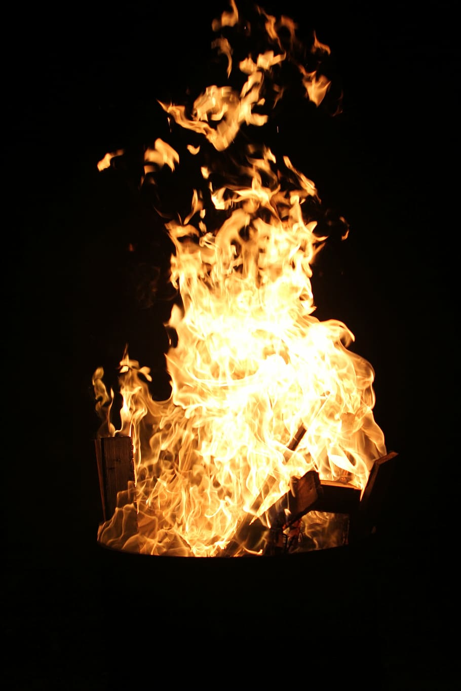 bonfire, burning, campfire, firewood, flame, heat, hot, night HD wallpaper