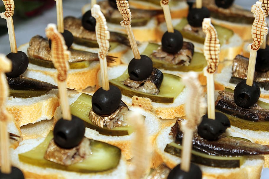 olives, cucumbers, bread, fish, buffet, cold buffet, food, food and drink HD wallpaper