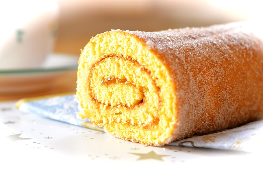 closeup photo of rolled bread, dessert, jam, dough, sugar, coffee and cake HD wallpaper
