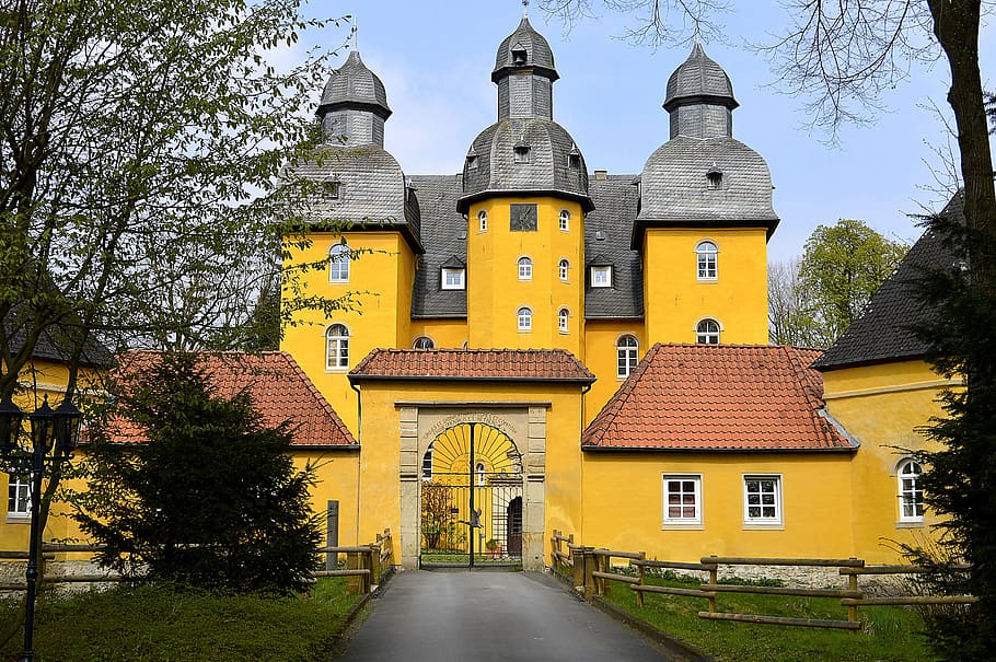 Moated Castle, repeated, input, building, tower, places of interest HD wallpaper