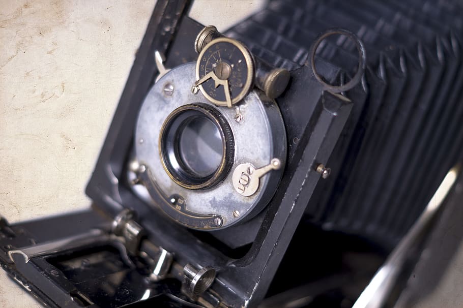 close-up photography of vintage black camera, old camera, equipment HD wallpaper