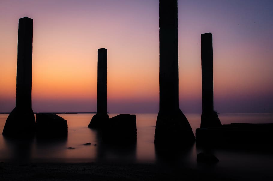 sunset, alone, sad, the sea, violet, light, column, sky, silhouette HD wallpaper