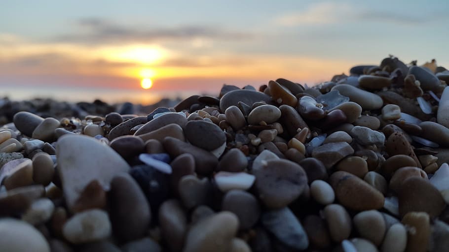 beach, sunset, rocks, sky, cloud - sky, large group of objects HD wallpaper
