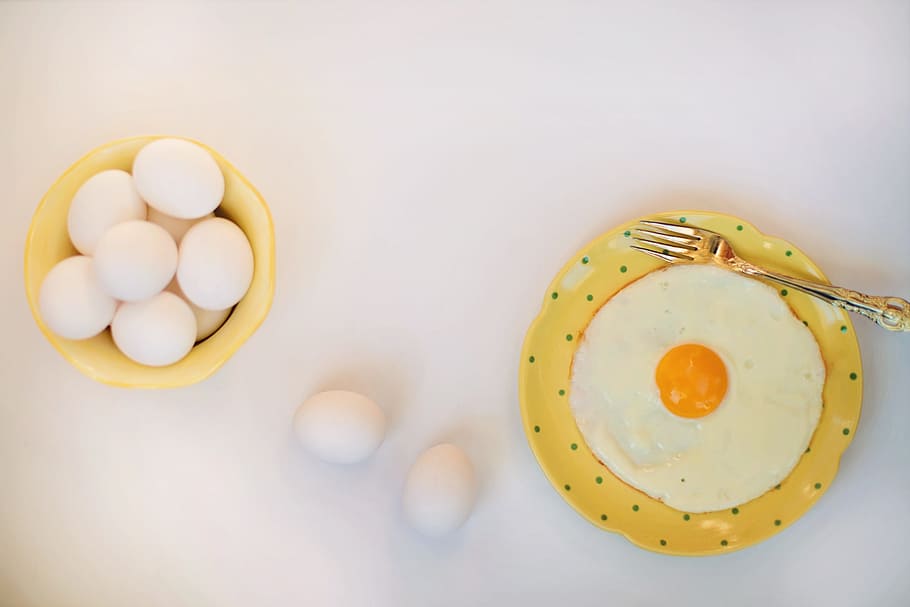 sunny side-up on plate, Fried Egg, Breakfast, Eggs, Yellow HD wallpaper