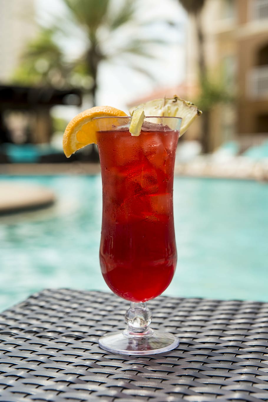red clear glass short-coated drink, cocktail, poolside, alcohol HD wallpaper