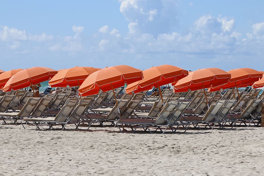 orange, beach, hat, summer, sol, heat, beach hat, sky, in a row HD wallpaper