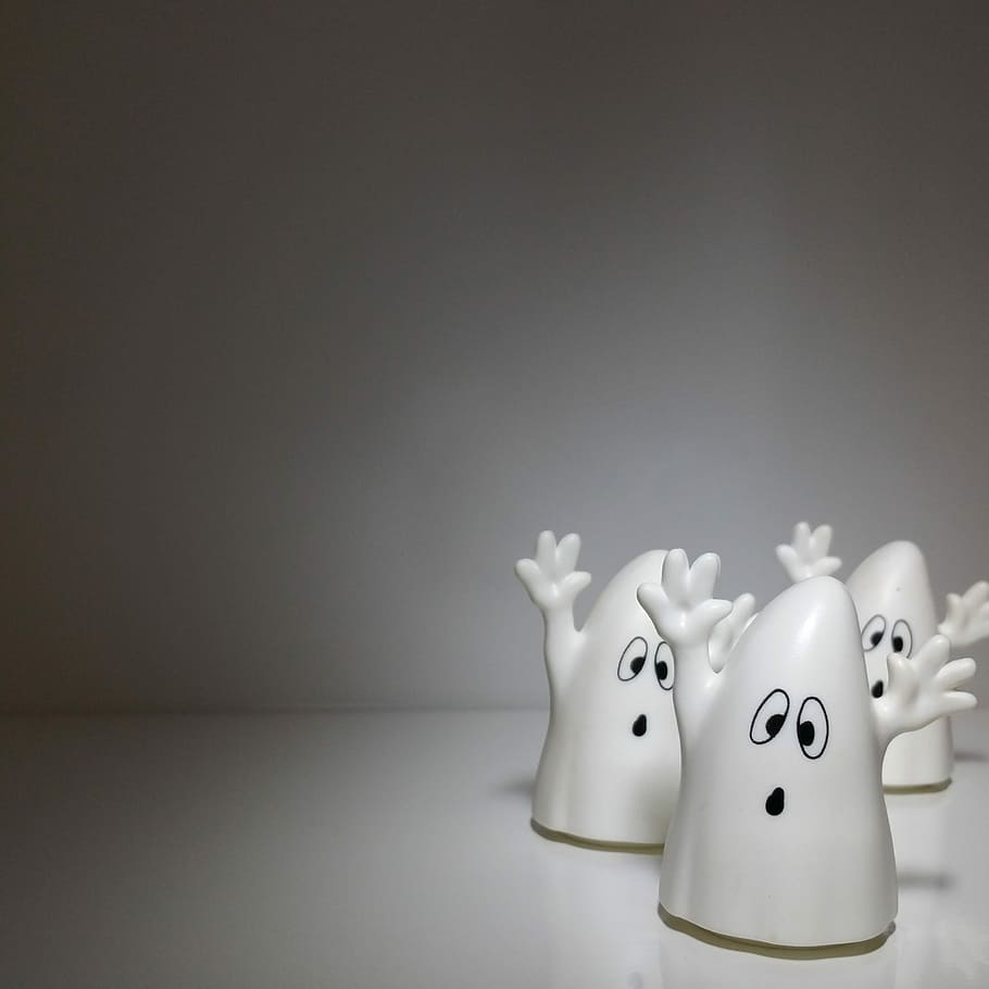 Spirit, Ghost, Background, funny, piggy bank, wealth, savings HD wallpaper