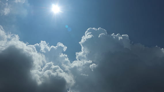 sky covered with cumulus clouds, blue, sun, shining, flashing HD wallpaper