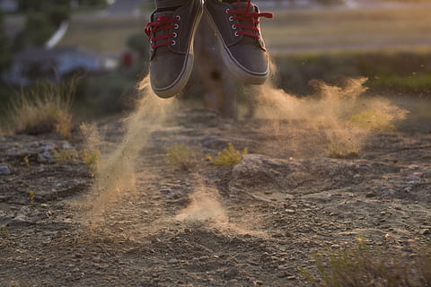 blur, close-up, dust, focus, grass, ground, levitate, sand HD wallpaper