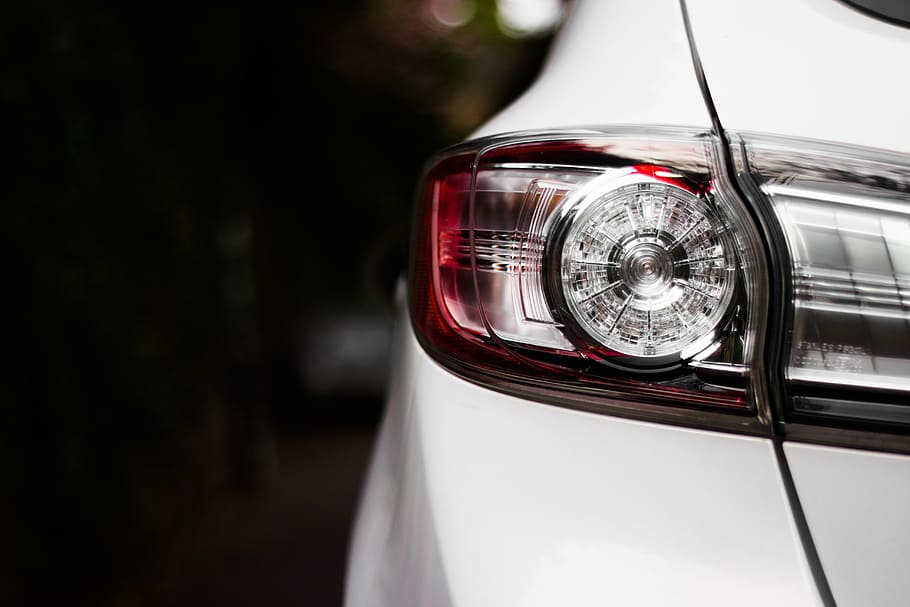 selective focus photography of turned-off white vehicle taillight, HD wallpaper