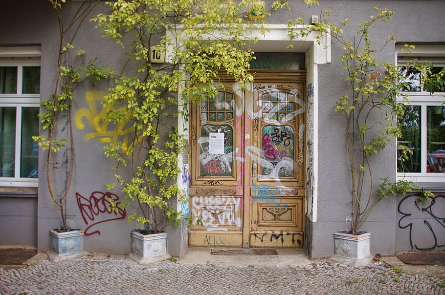Door, Input, Facade, Building, hauswand, wall, house facade HD wallpaper