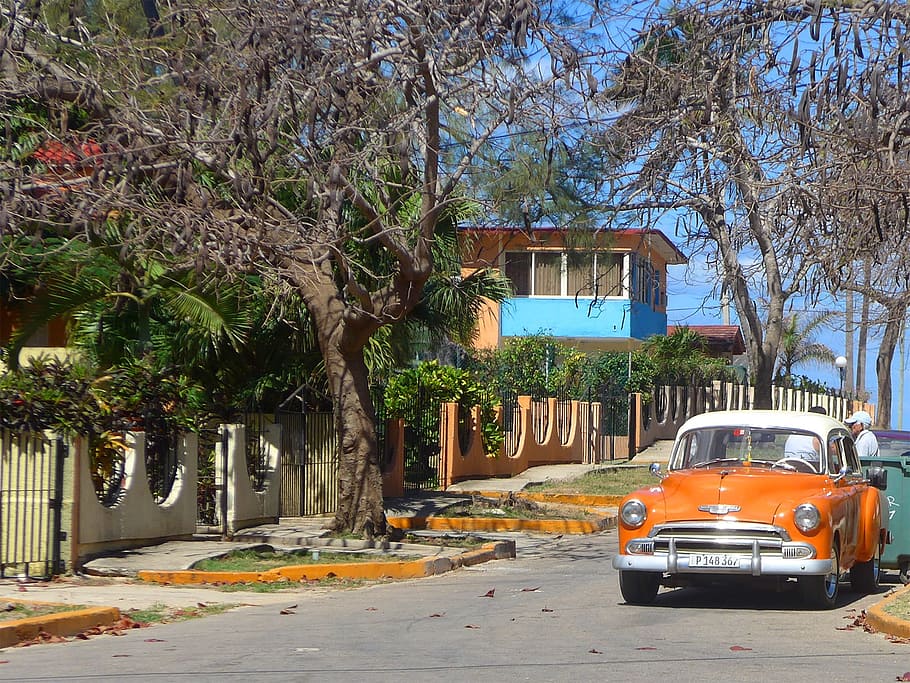 orange vehicle parked outdoor, Cuba, Oldtimer, City, Auto, Classic, HD wallpaper