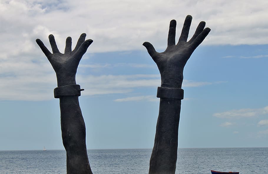 person racing arms during daytime, martinique, le prêcheur, hands, HD wallpaper