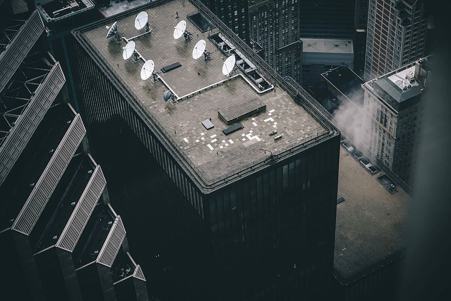 aerial shot of buildings, satellite dishes on building roof, rooftop HD wallpaper