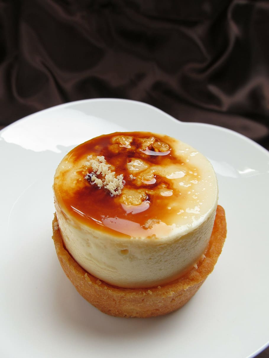 white ceramic plate, cake, cheese, tart, dessert, cheese cake HD wallpaper