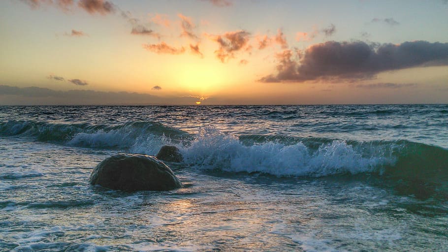 landscape photography of ocean at golden hour, sunset, sea HD wallpaper