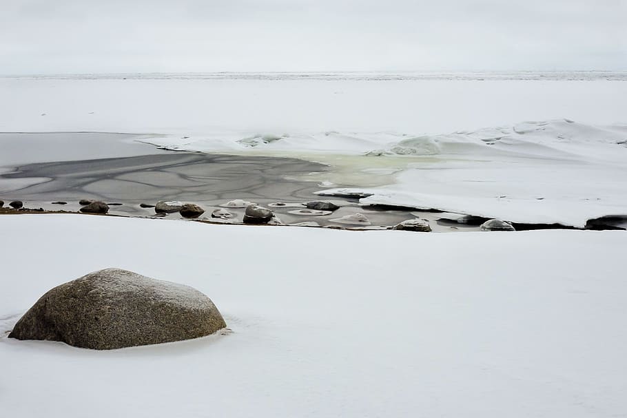 winter, bay, ice, snow, gulf of finland, stones, cold, beach HD wallpaper
