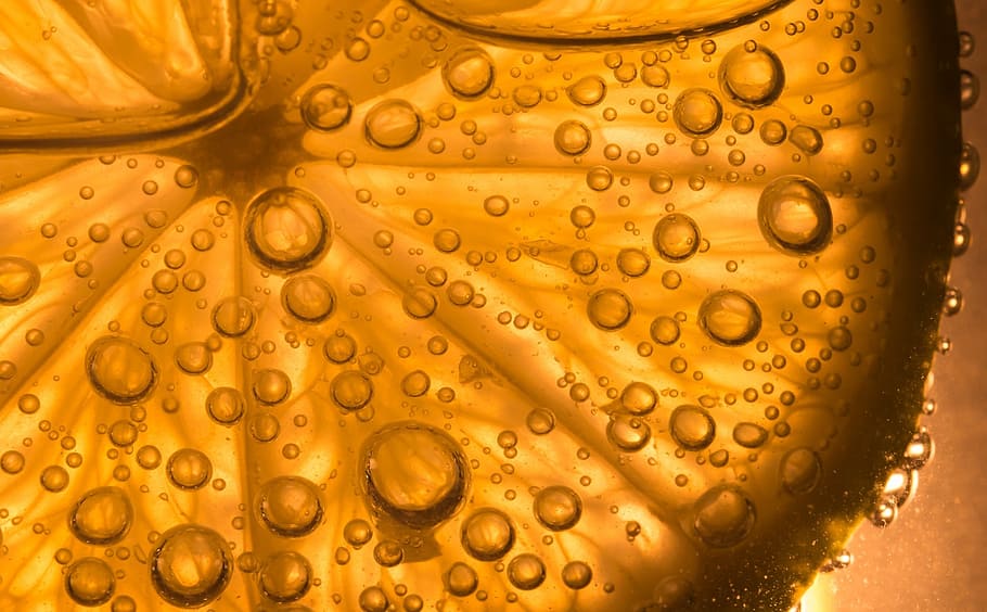 macro photography of dew drops, lime, water, bubbles, light HD wallpaper
