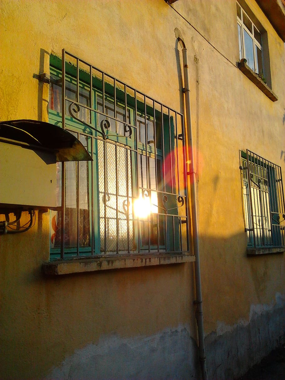 home, window, solar, reflection, yellow, green, built structure HD wallpaper