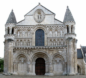 Church of Notre-Dame la Grande in Poitiers, France, architecture HD wallpaper