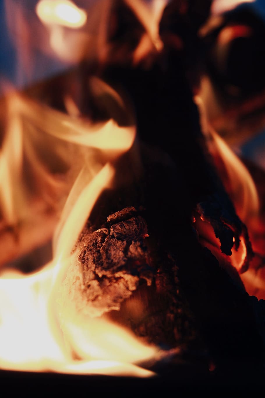 fire, dark, night, camping, travel, burning, heat - temperature HD wallpaper