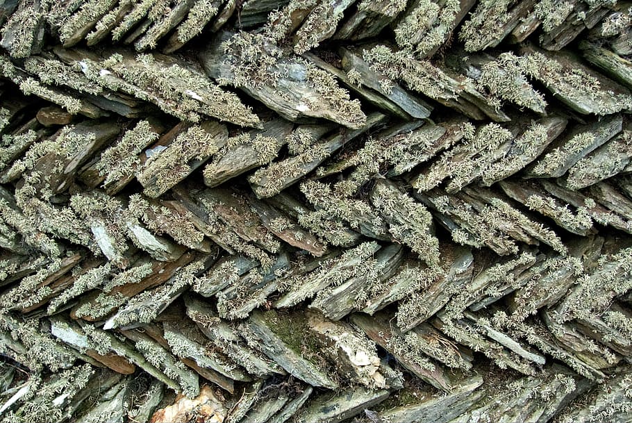 stone, wall, slate, lichen, old, herringbone, diagonal, angled HD wallpaper