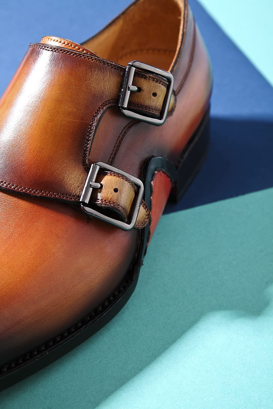 leather shoes, color, split, line, fashion, retro, trend, men HD wallpaper