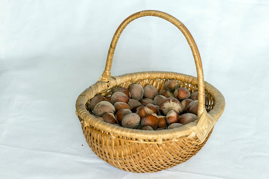nuts, hazelnuts, basket, food, brown, organic, wicker, nature HD wallpaper