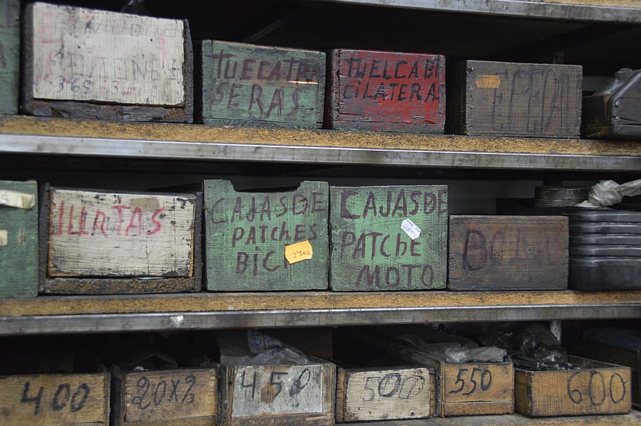 Boxes, Old, Workshop, retail, store, shelf, choice, indoors HD wallpaper