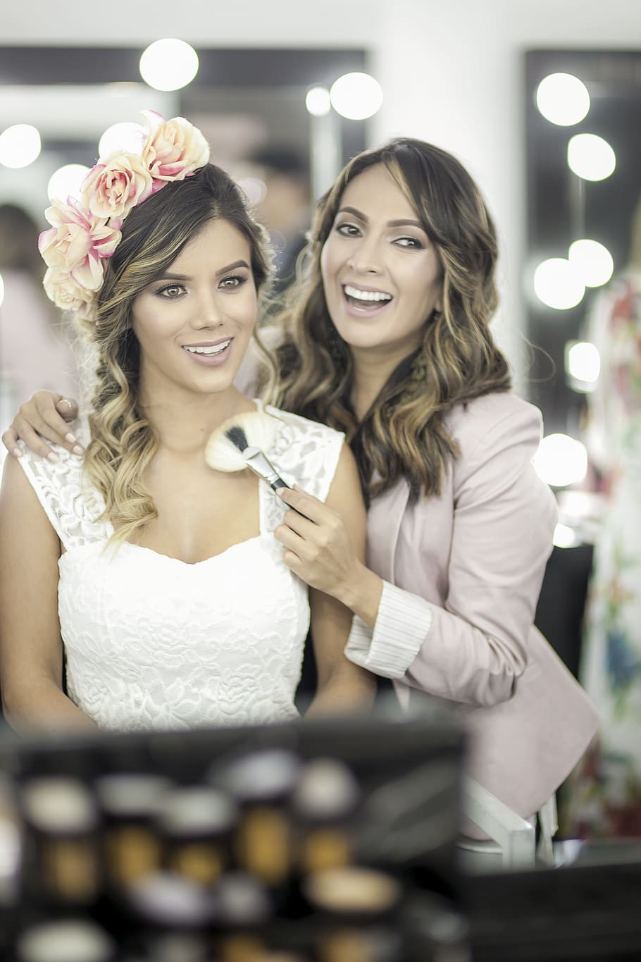 woman holding makeup brush in front of mirror, Wedding, Marry HD wallpaper