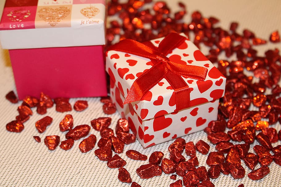 gifts, made, packed, loop, decoration, christmas, celebration HD wallpaper