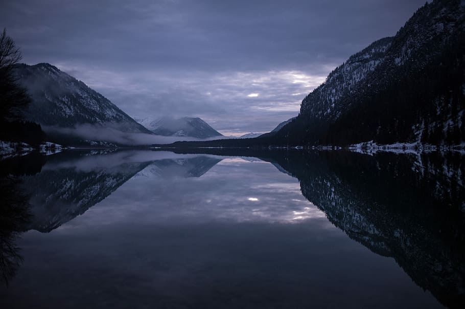 panoramic photography of body of water and mountains, snow lake HD wallpaper