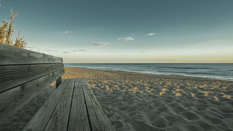 brown wooden bench in the beach, bank, sunset, peaceful, energy, HD wallpaper