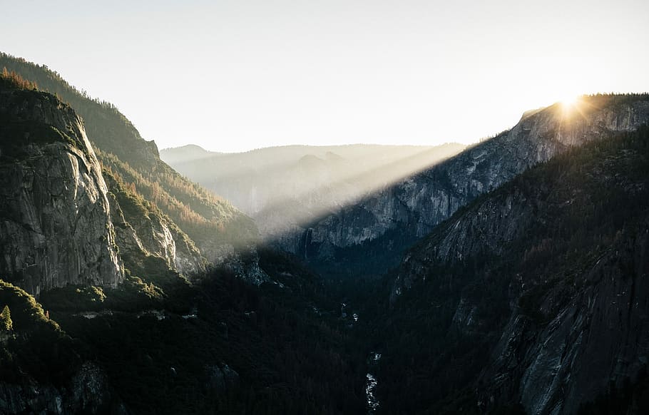 mountains during daytime, mountain hit by sunlight, mountain range HD wallpaper